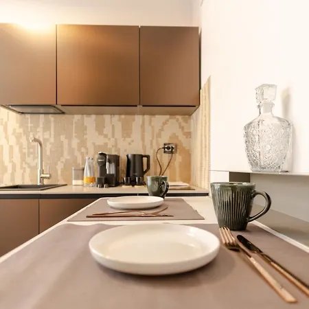 Vbm & - Luxury In Center Apartment Bari