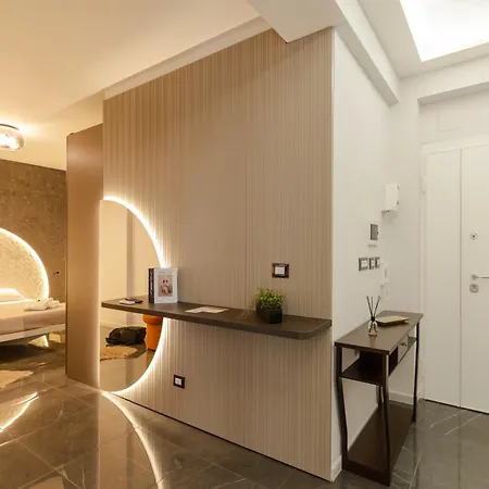 Vbm & - Luxury In Center